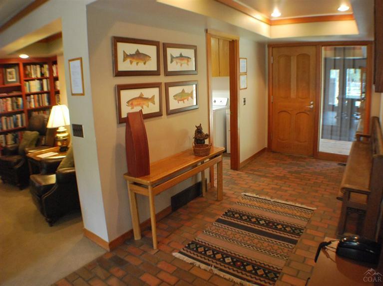 Fairway Island - Residential