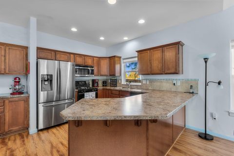 Tiny photo for 3280 NE Jonahs Court, Bend, OR 97701 (MLS # 220211102)