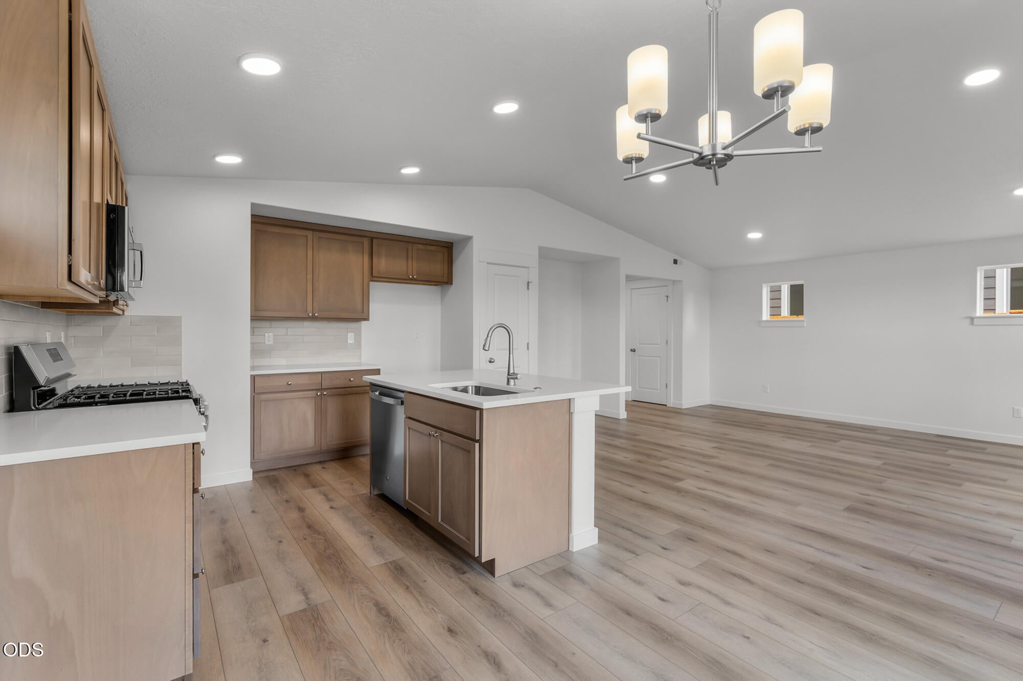 61075 NE Give Place
