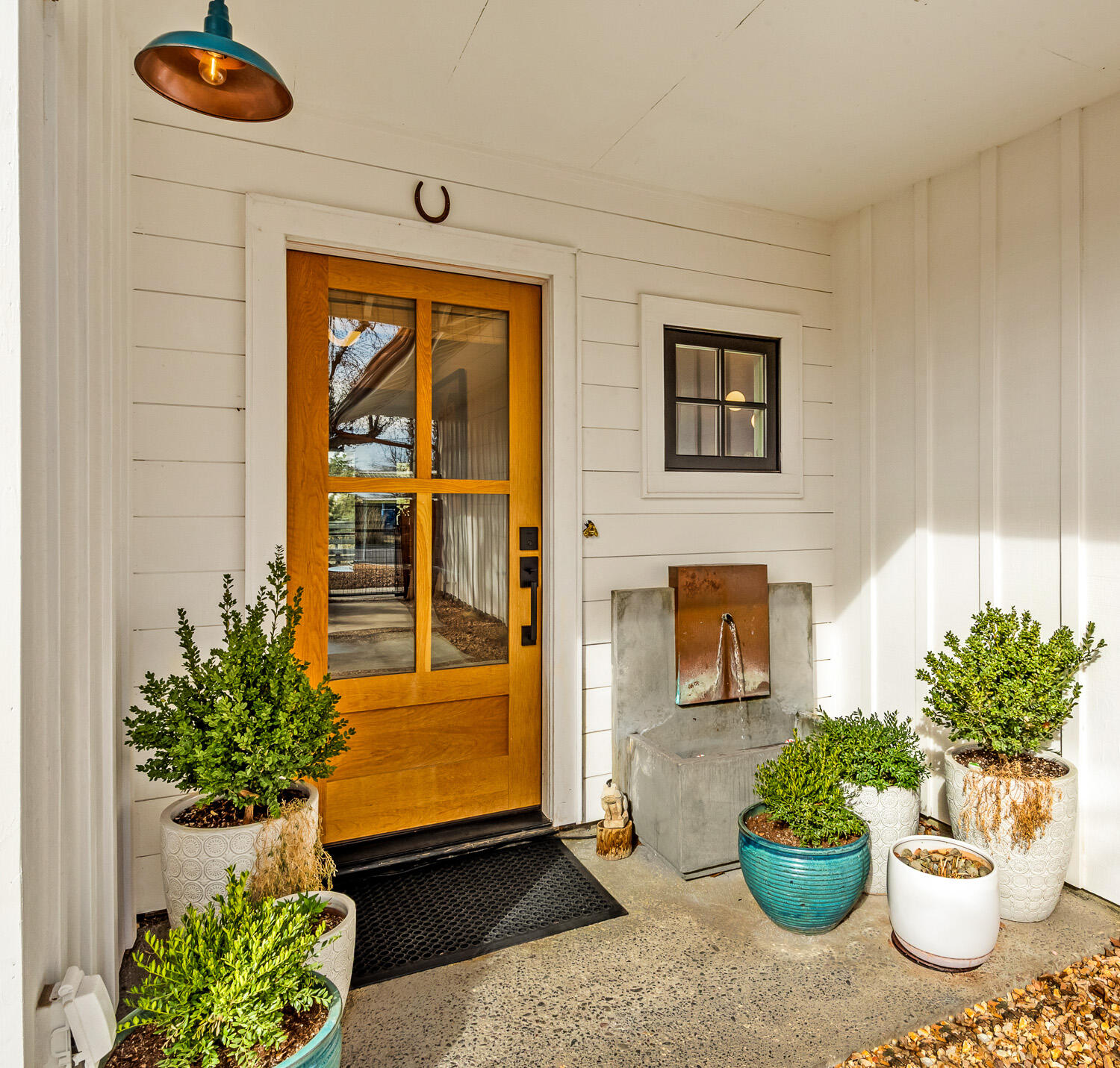 1443 SW Canyon Drive