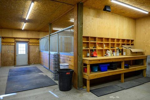 Tiny photo for 1299 NW McDaniel Road, Powell Butte, OR 97753 (MLS # 220219732)
