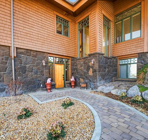 Tiny photo for 1299 NW McDaniel Road, Powell Butte, OR 97753 (MLS # 220219732)