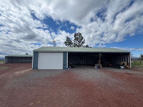 Tiny photo for 1299 NW McDaniel Road, Powell Butte, OR 97753 (MLS # 220219732)