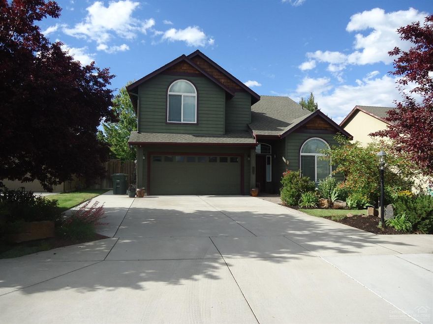 Cute 2 story home close to shopping and medical facilities. Fenced and landscaped with sprinkler system. Nice mature landscaping and 8X8 shed. 4 bed 2.5 bath. Cozy kitchen, master bedroom upstairs. Plenty of storage space.