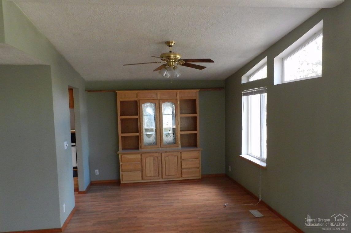 Terra De Oro Est - Residential