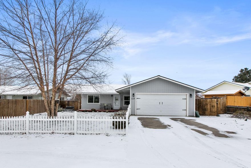 Don't miss this newly updated home in a quiet neighborhood near community park, downtown Culver! Single story living w/three beds & two full baths, open floorplan with an abundance of natural light throughout. Wood look flooring & tile throughout the entire home. Newly updated kitchen w/waterfall style slab Granite counters, custom tiled accent wall w/full backsplash, plenty of cabinet & counter space, floating shelves, & all appliances included (washer & dryer as well). Private Master Suite w/walk in shower, Granite counter & tiled floor. New roof, new interior paint, raised garden boxes out back for your spring & summer planting. Fully fenced, front yard landscaping and backyard is xeroscaped for low maintenance. Boat/RV parking & just minutes to the Cove Palisades State Park. Don' t Miss this one!