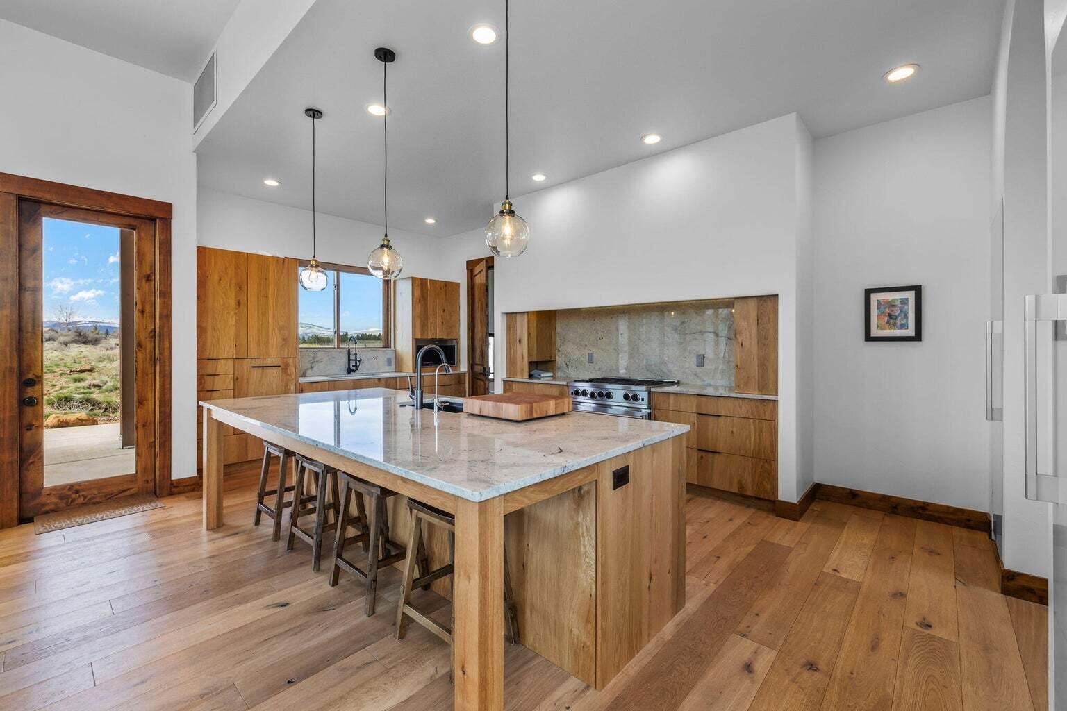 Henkle Butte - Residential