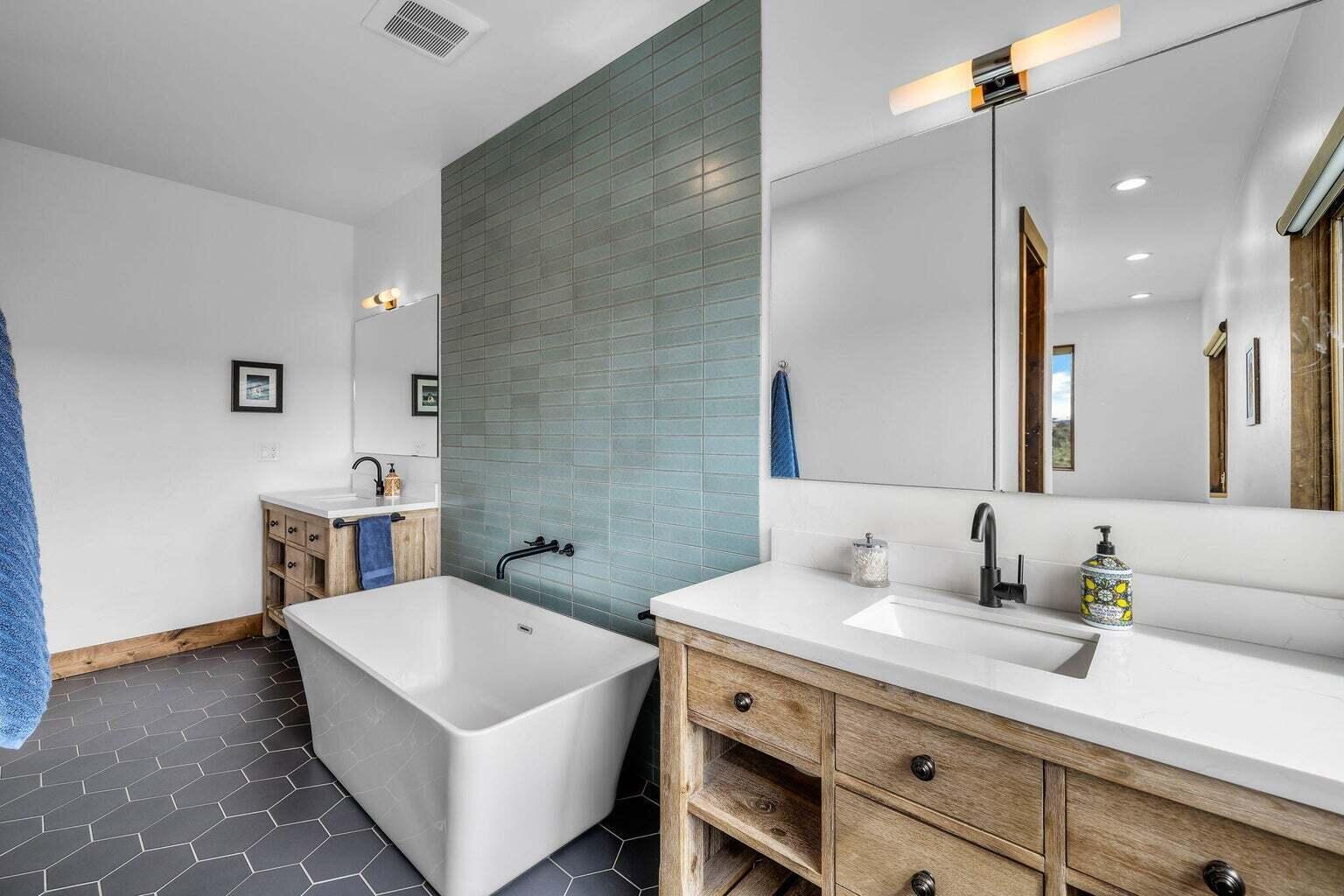 Henkle Butte - Residential