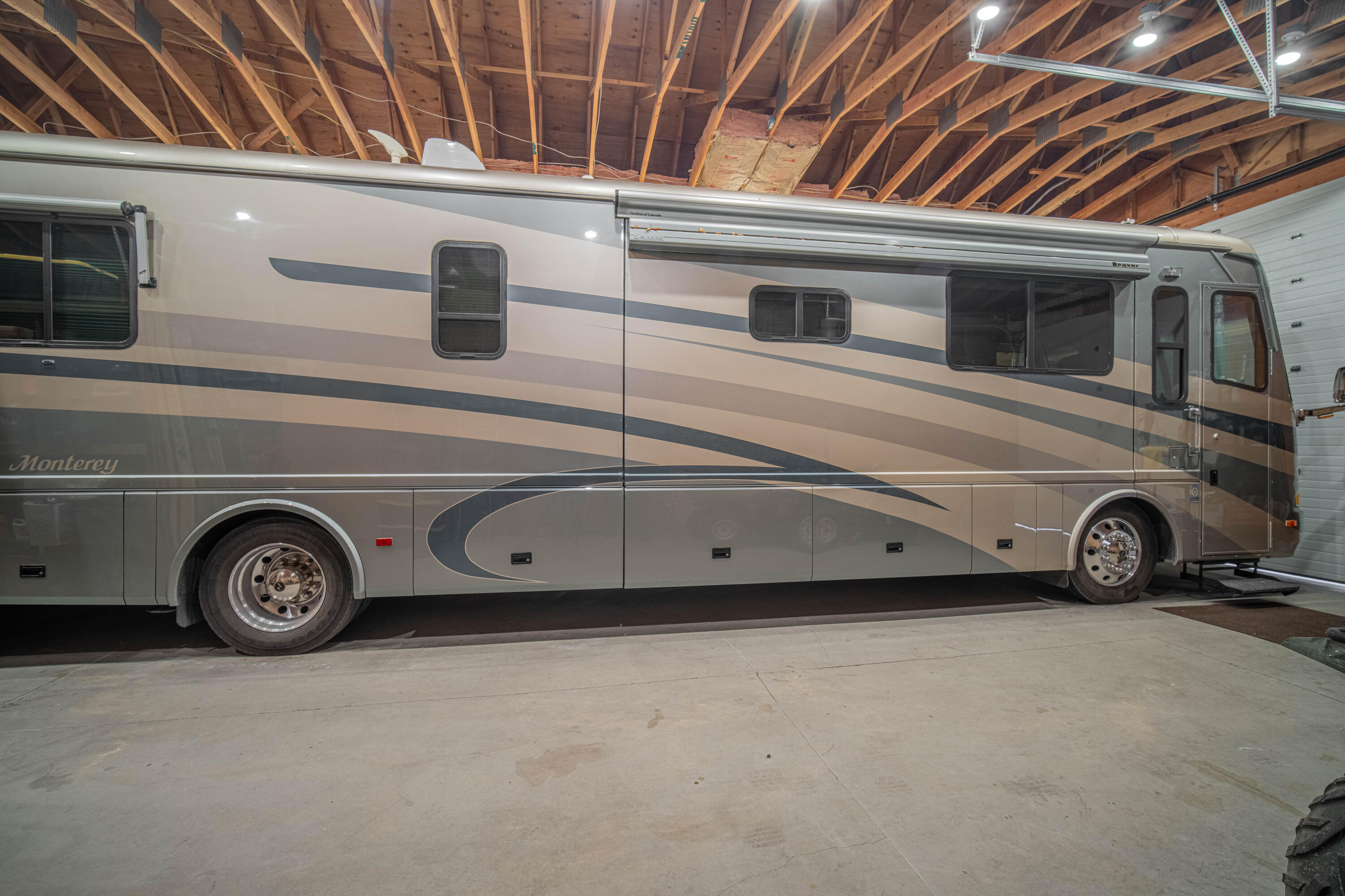 Ponderosa Pines - Residential