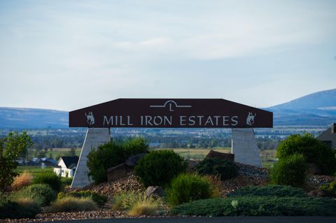 Tiny photo for 7490 SW Mill Iron Circle, Powell Butte, OR 97753 (MLS # 220221979)