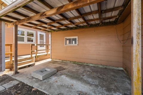 Tiny photo for 3756 Altamont Drive, Klamath Falls, OR 97603 (MLS # 220215053)