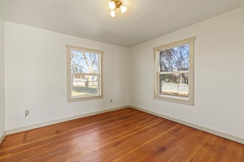 Tiny photo for 3756 Altamont Drive, Klamath Falls, OR 97603 (MLS # 220215053)