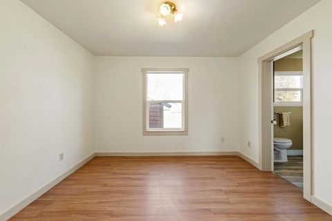 Tiny photo for 3756 Altamont Drive, Klamath Falls, OR 97603 (MLS # 220215053)