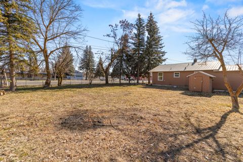 Tiny photo for 3756 Altamont Drive, Klamath Falls, OR 97603 (MLS # 220215053)