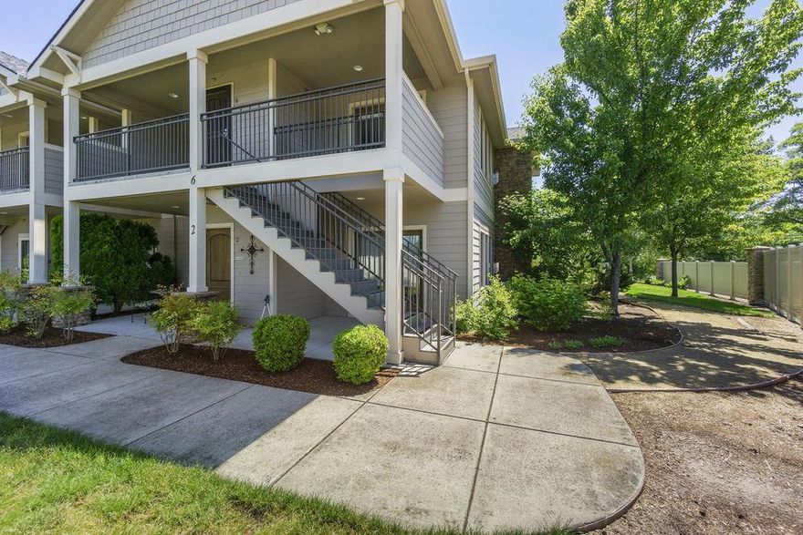 East Medford upstairs corner unit condominium in The Stonegate Estates, an ideal location for a great starter or investment property. Ready to move into 2 bedroom, 2 bathroom 1225 sf clean and spacious home. Nice, open floorplan with views and plenty of room on the covered decks for gathering and enjoying the outdoors. Kitchen has granite countertops, stainless steel appliances, tiled backsplash, custom cabinets and a large island that seats 4 barstools and is great for entertaining. Master has an en suite bath with large walk in closet, nice deck off and views of the mountains. Family room has lots of windows to bring in the light and a lovely gas stove. New carpet throughout this ready to move in home! Close proximity to shopping, dining, golf, wineries and the medical community.