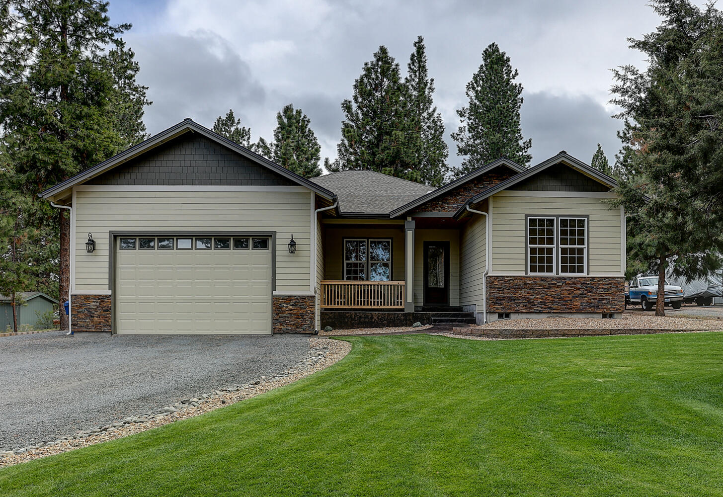 Deschutes RiverWoods - Residential