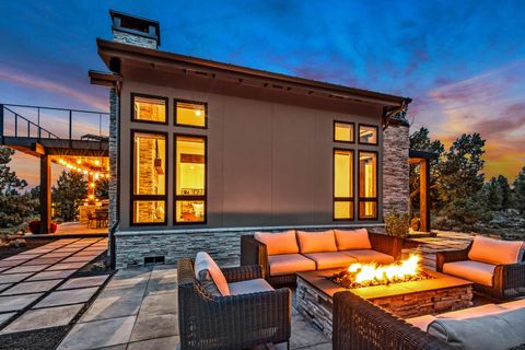 Tiny photo for 20605 Lowe Lane, Bend, OR 97703 (MLS # 220219955)