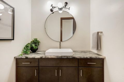 Tiny photo for 20605 Lowe Lane, Bend, OR 97703 (MLS # 220219955)