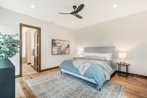 Tiny photo for 20605 Lowe Lane, Bend, OR 97703 (MLS # 220219955)