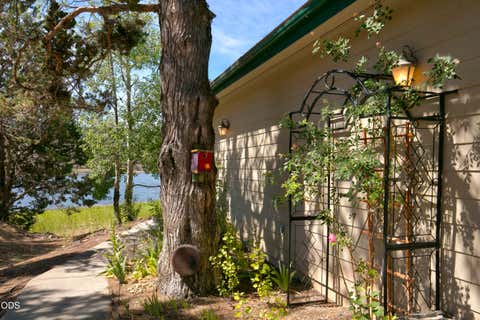 Tiny photo for 13226 N Ochoco Highway, Prineville, OR 97754 (MLS # 220227304)