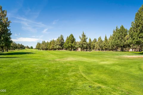 Tiny photo for 2390 Osprey Drive, Redmond, OR 97756 (MLS # 220224570)
