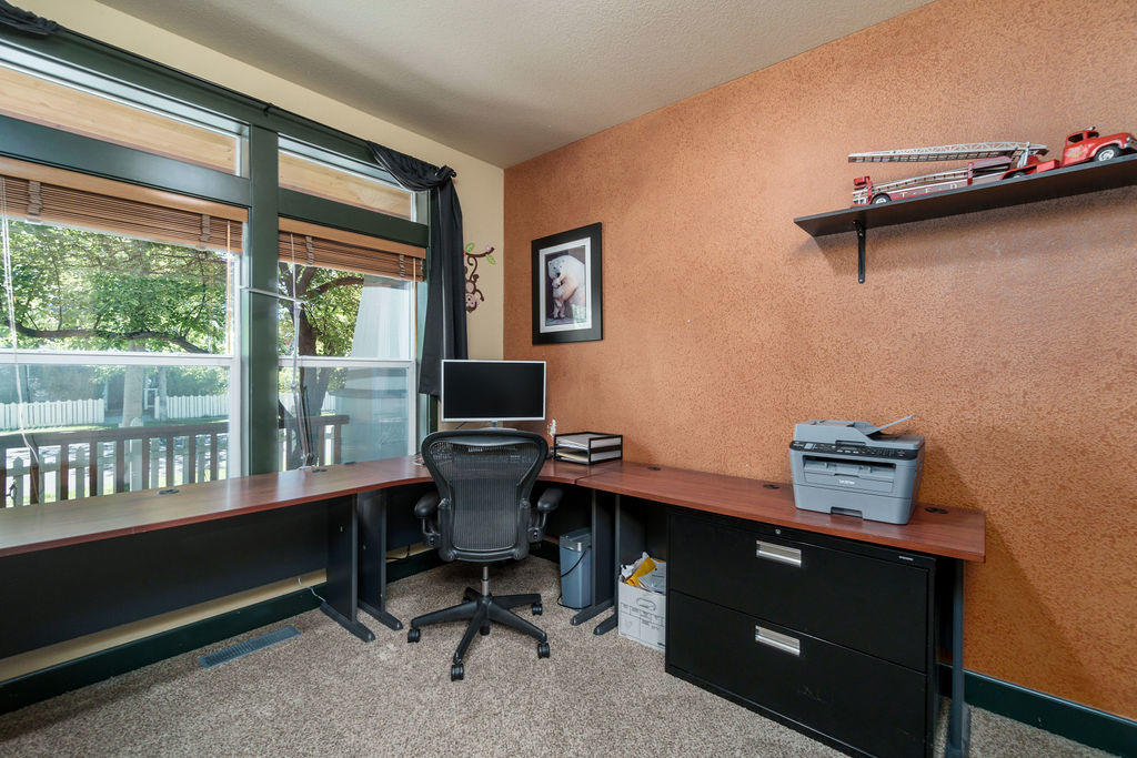 Shevlin Riverfront - Residential