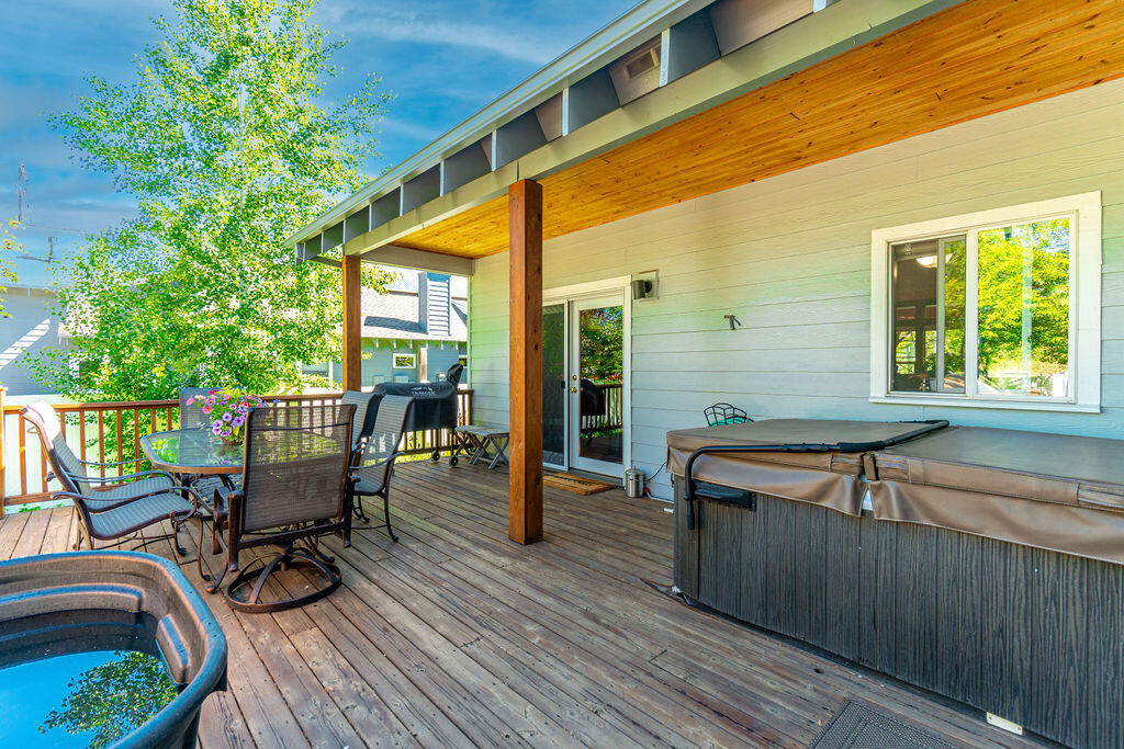 Shevlin Riverfront - Residential