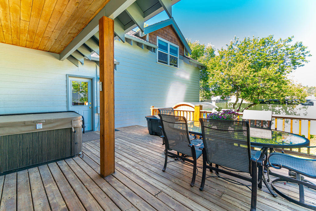 Shevlin Riverfront - Residential