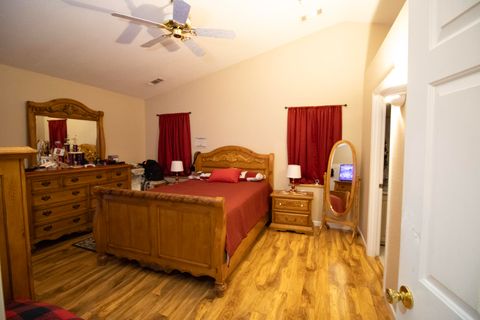 Tiny photo for 157 N Junction Avenue, Cave Junction, OR 97523 (MLS # 220214884)