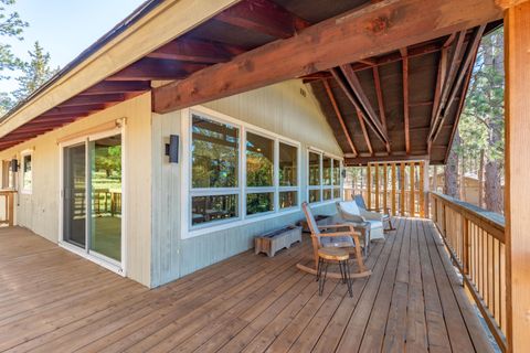 Tiny photo for 69947 Meadow View Road, Sisters, OR 97759 (MLS # 220213100)