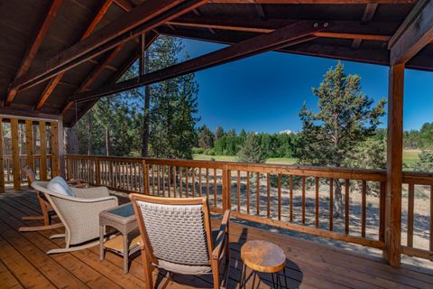 Tiny photo for 69947 Meadow View Road, Sisters, OR 97759 (MLS # 220213100)