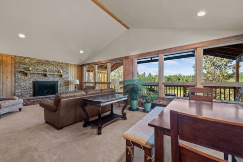 Tiny photo for 69947 Meadow View Road, Sisters, OR 97759 (MLS # 220213100)