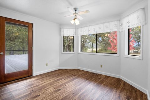 Tiny photo for 1080 Ferry Road, Grants Pass, OR 97526 (MLS # 220210774)