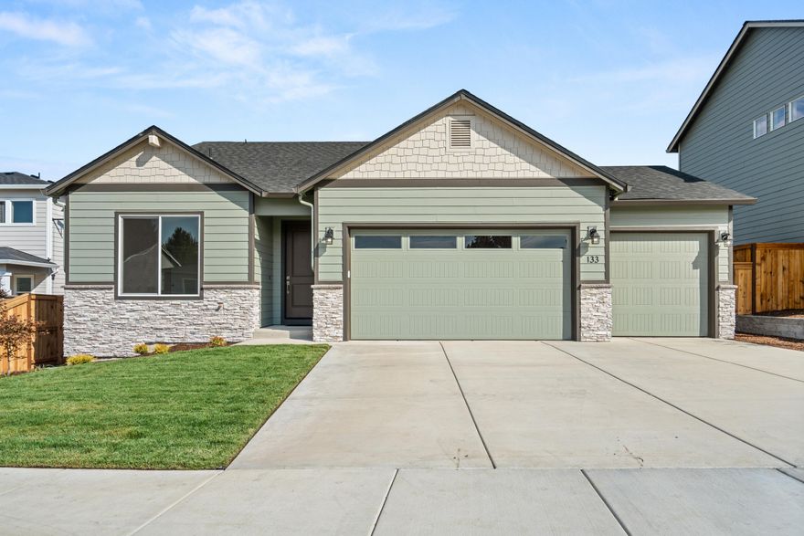 Welcome to Quail Run! A 
gorgeous community overlooking the Eagle Point Golf Course with views of the Table Rocks and surrounding mountains!! Less upkeep and more living can be found in this single level, 1,657 square foot home with three bedrooms and two bathrooms and a 3 car garage. All the convenience of main level living is yours, with a primary suite featuring a full size walk in closet and double sinks, soaking tub and private toilet. You will also love the two extra bedrooms, laundry and a walk-in pantry all on one level, plus standard laminate flooring throughout much of the main living spaces. This home is complete and ready to welcome you!