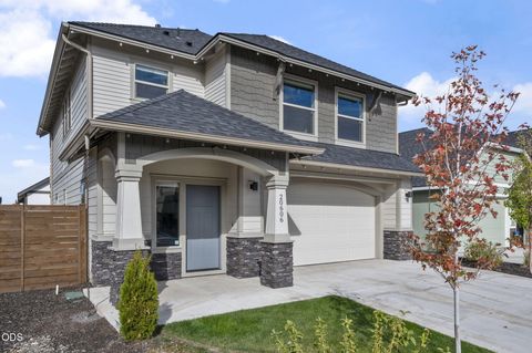 Tiny photo for 20606 SE Slate Avenue, Bend, OR 97702 (MLS # 220225138)