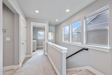 Tiny photo for 20606 SE Slate Avenue, Bend, OR 97702 (MLS # 220225138)
