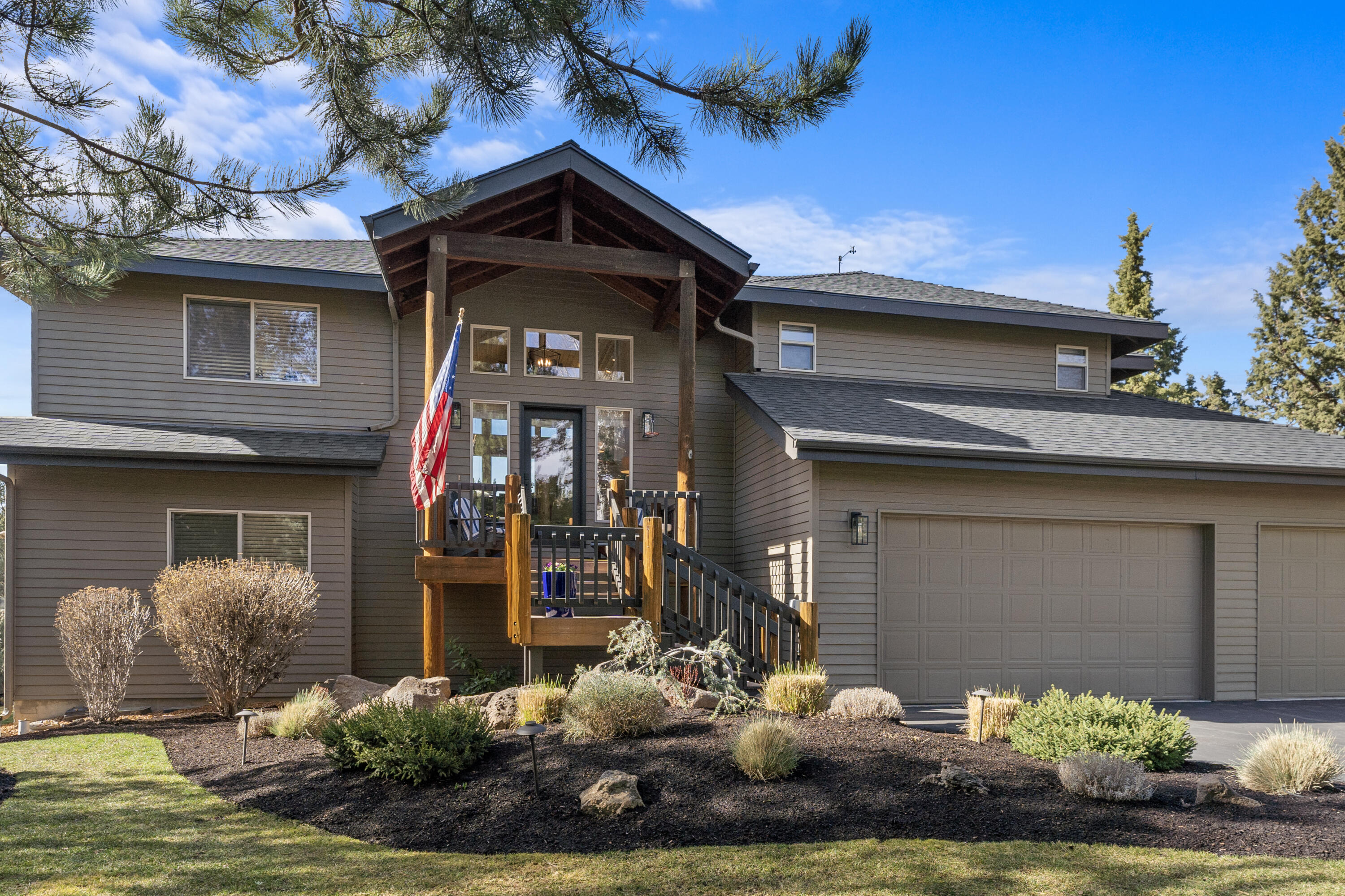 717 Golden Pheasant Drive
