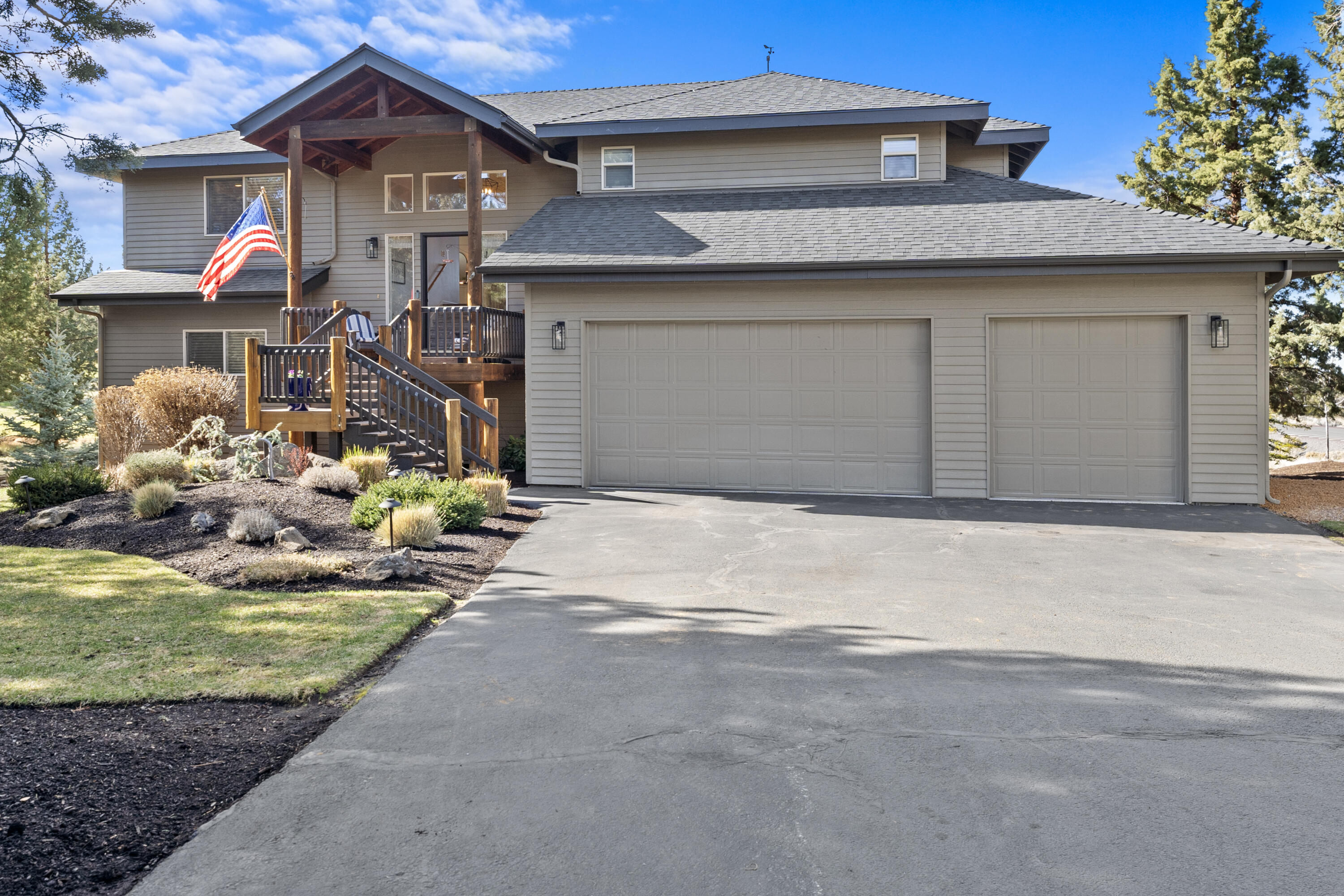 717 Golden Pheasant Drive