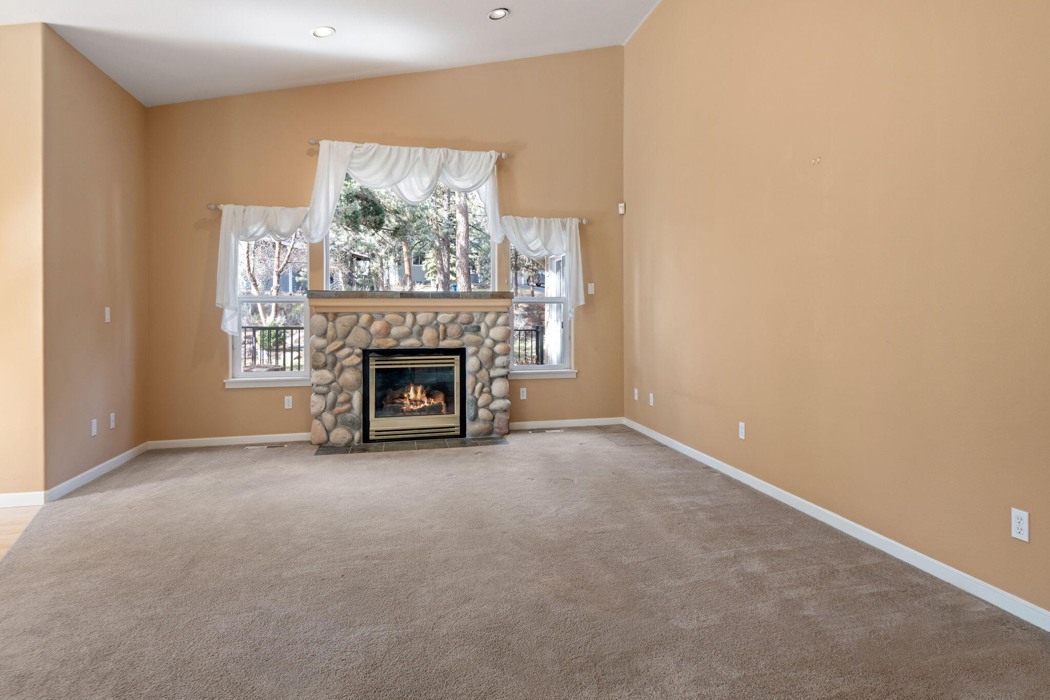 2903 NW Fairway Heights Drive