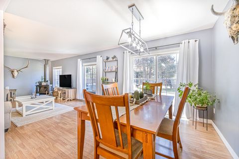 Tiny photo for 15935 Woodchip Lane, La Pine, OR 97739 (MLS # 220201621)