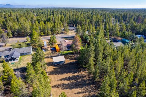 Tiny photo for 15935 Woodchip Lane, La Pine, OR 97739 (MLS # 220201621)