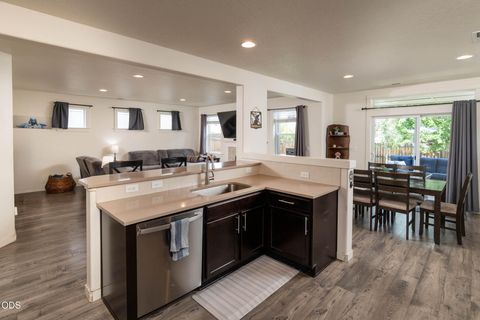 Tiny photo for 20348 Lois Way, Bend, OR 97702 (MLS # 220224815)