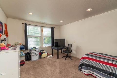 Tiny photo for 20348 Lois Way, Bend, OR 97702 (MLS # 220224815)