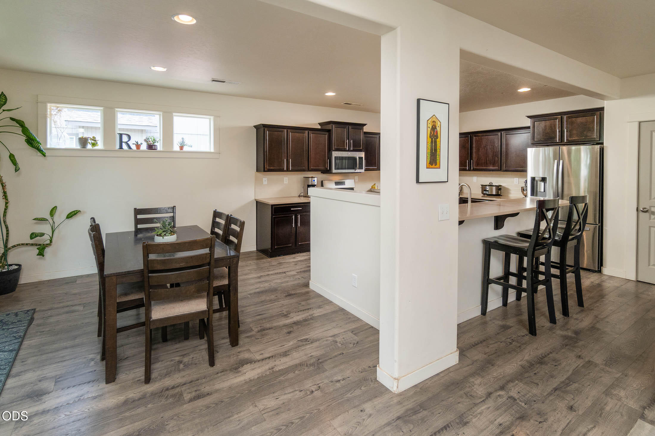 20348 Lois Way