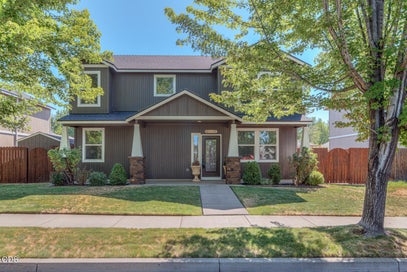 1320 NE 3rd Street Redmond OR 97756