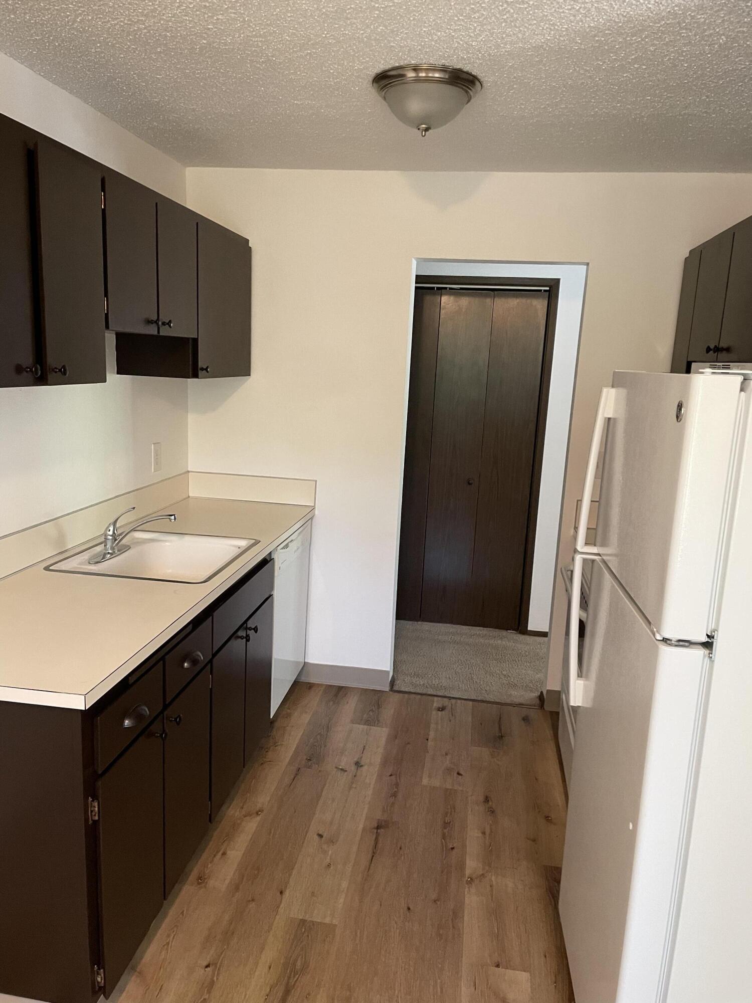 1000 NE Butler Market Road APT 1