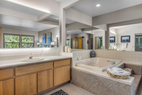 Tiny photo for 57407 Beaver Ridge Loop #44, Sunriver, OR 97707 (MLS # 220217500)