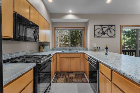 Tiny photo for 57407 Beaver Ridge Loop #44, Sunriver, OR 97707 (MLS # 220217500)