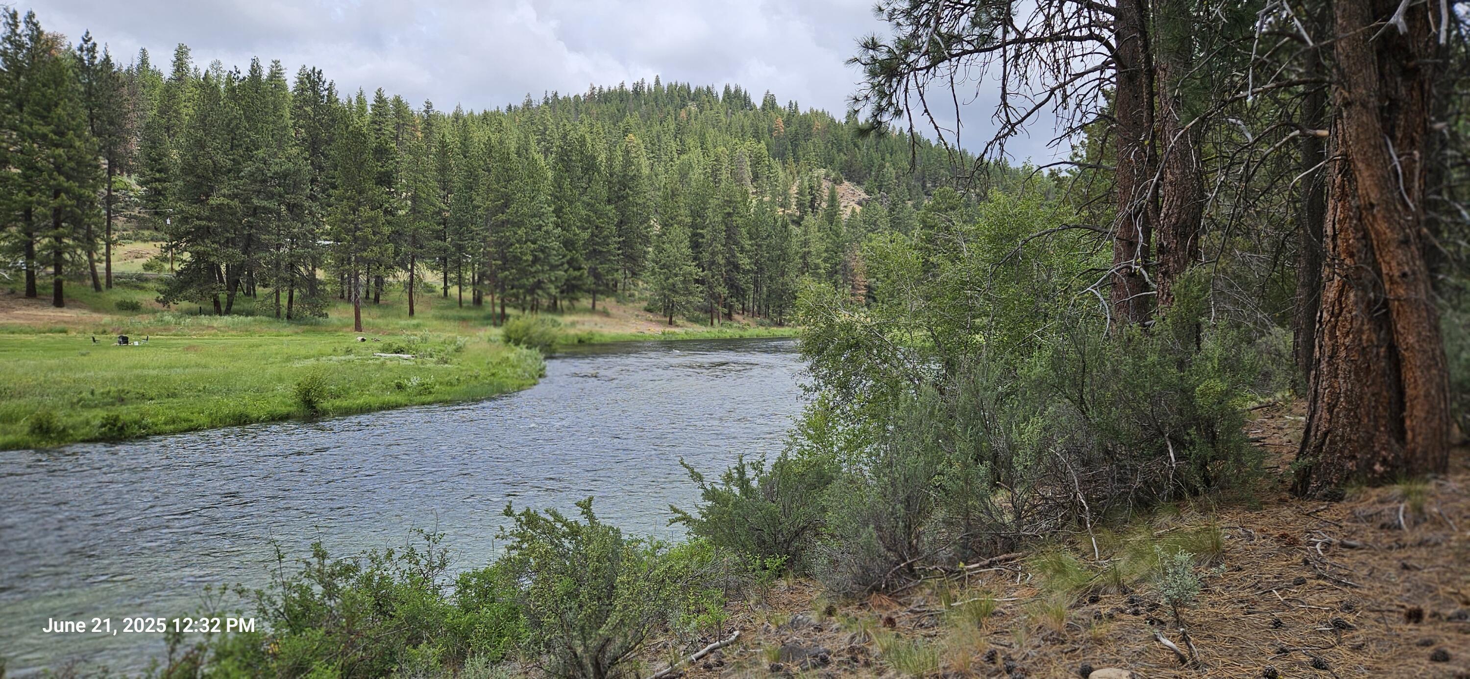 Sprague River - Land