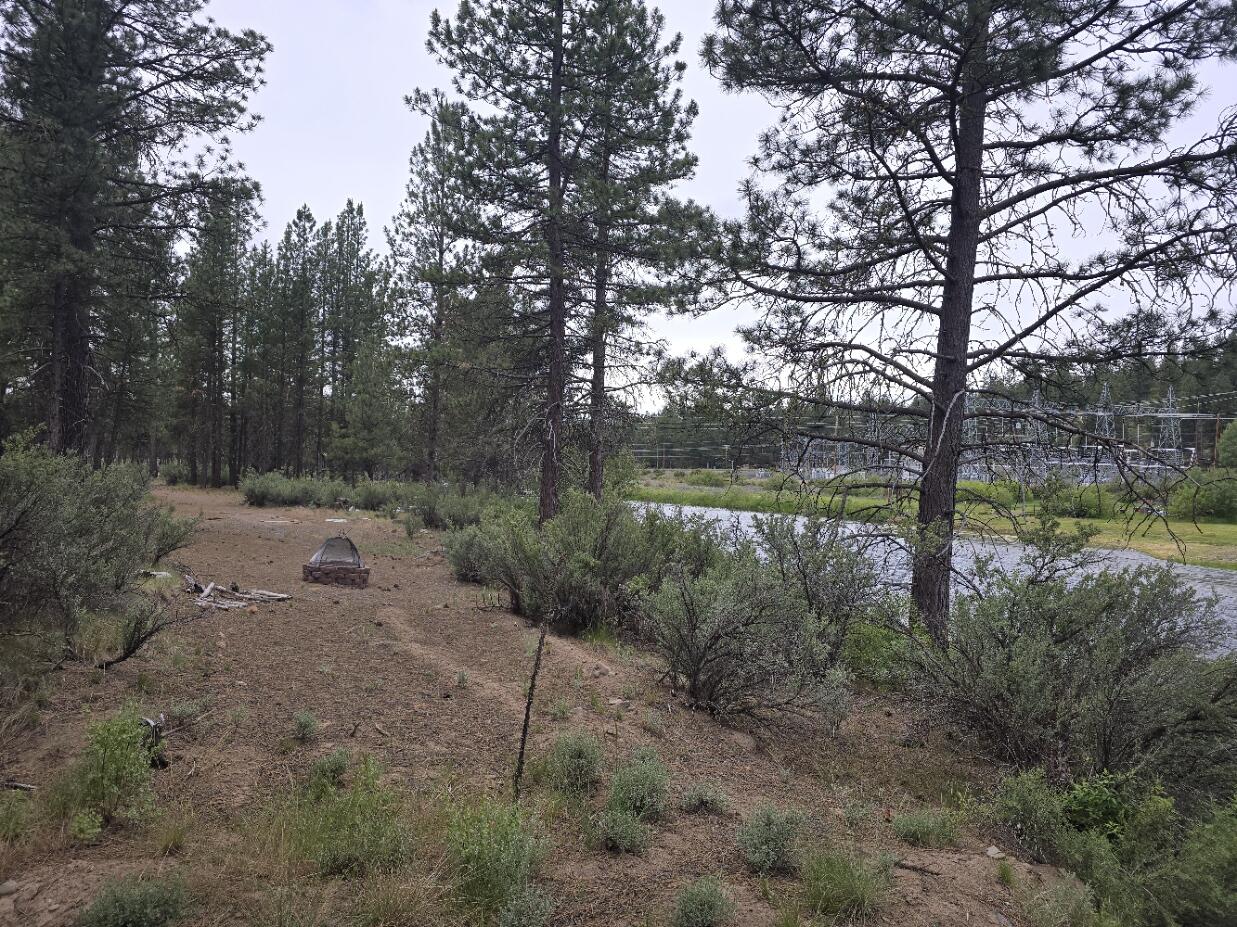 Sprague River - Land